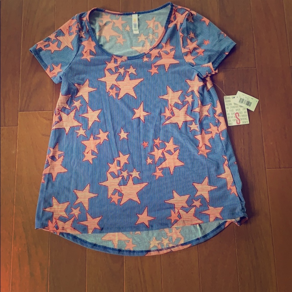 LulaRoe Classic tee